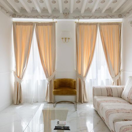 Domus Nannini Spa - L' Arco Di Matteotti Сиена Экстерьер фото
