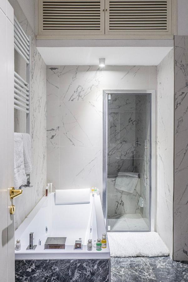 Domus Nannini Spa - L' Arco Di Matteotti Сиена Экстерьер фото