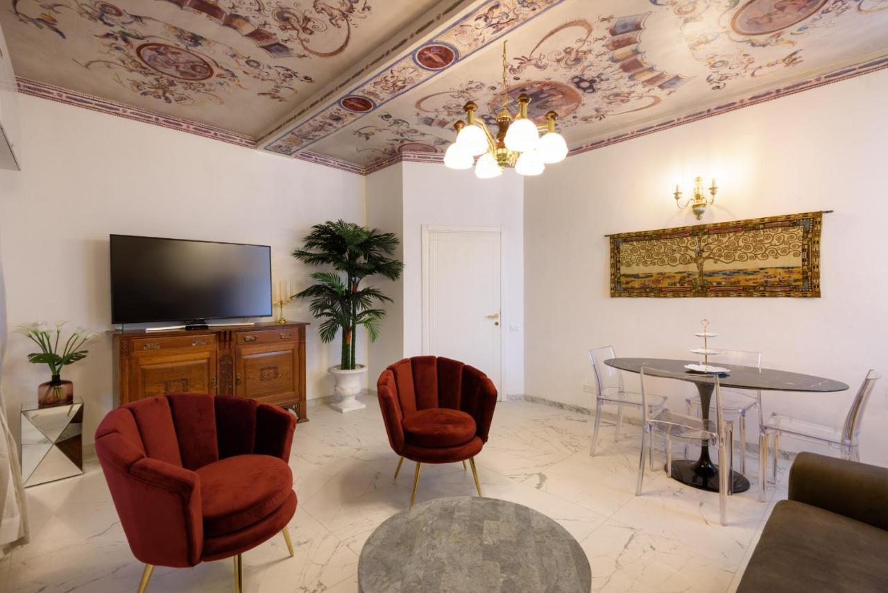 Domus Nannini Spa - L' Arco Di Matteotti Сиена Экстерьер фото